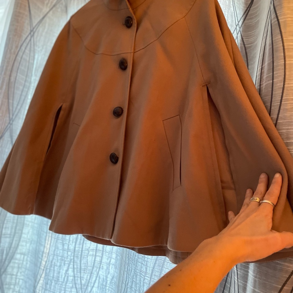 BCBG cape jacket coat - Picture 5 of 5
